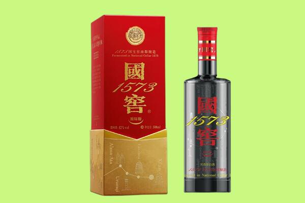 周口淮阳区回收国窖1573.jpg